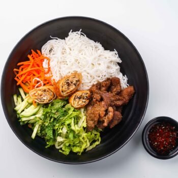 Your choice of Beef, Chicken or & Spring Roll Vermicelli Bowl (Per person)